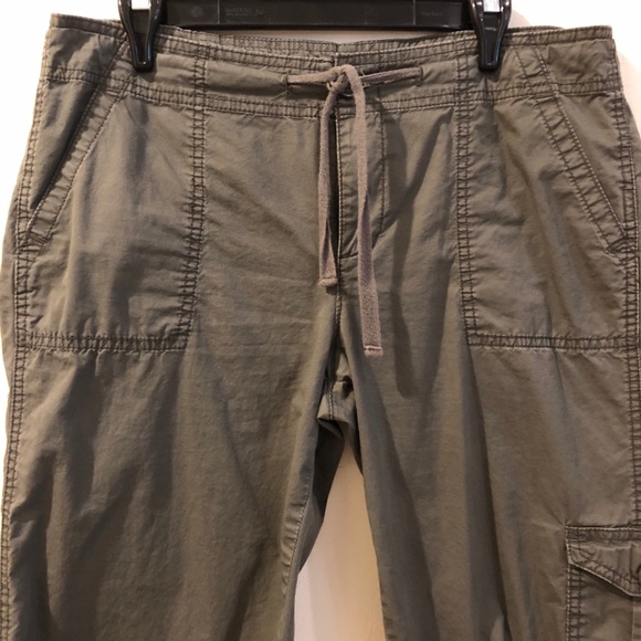 Calvin Klein crop pants. - Picture 2 of 5